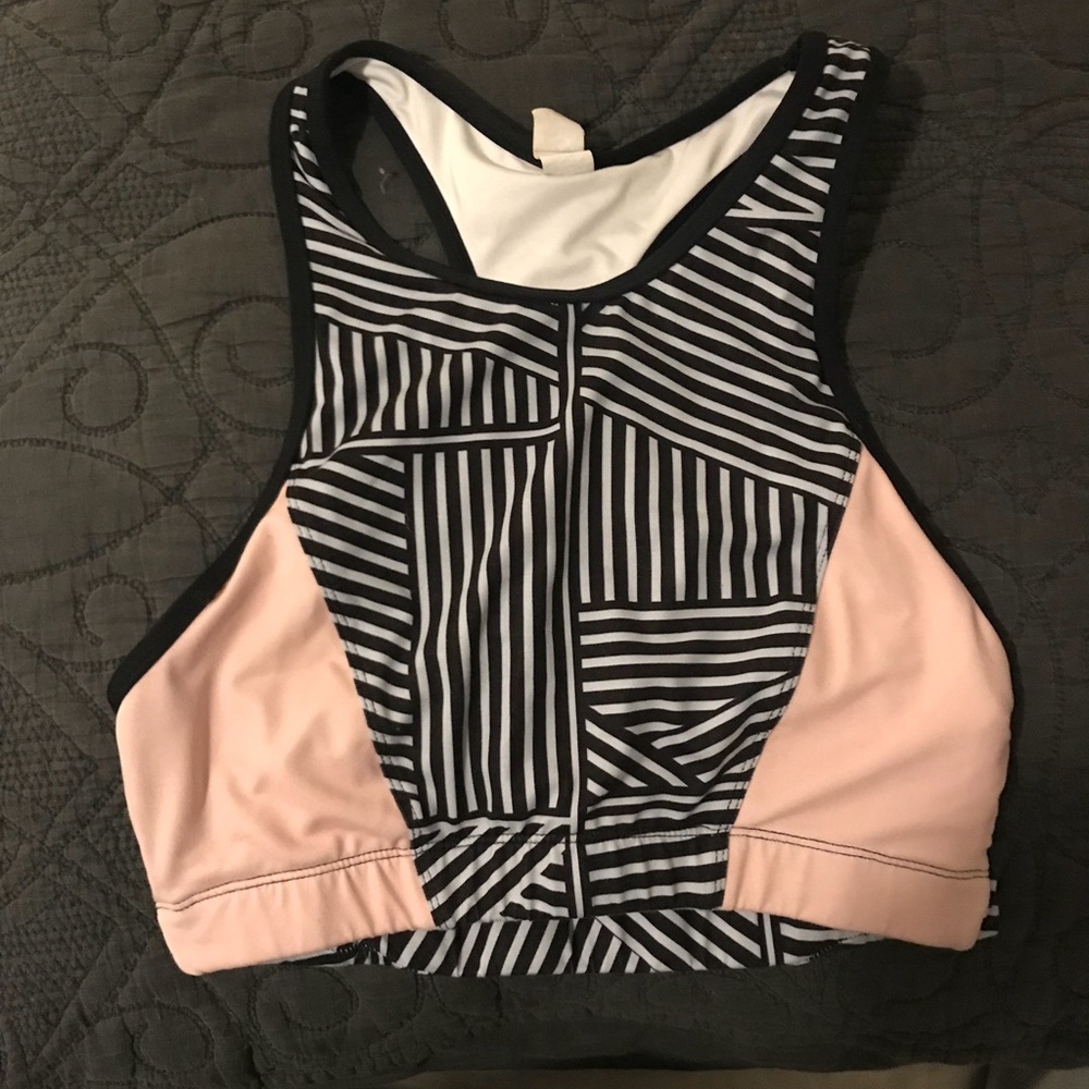 Vull Sports Bra